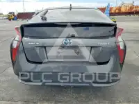 2017 Toyota PRIUS photo