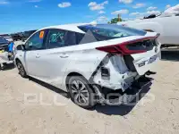 2017 Toyota PRIUS фото