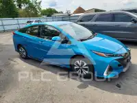 2017 Toyota PRIUS фото