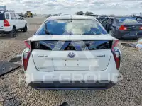 2017 Toyota PRIUS photo