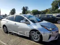 2017 Toyota PRIUS photo