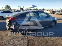 2017 Toyota PRIUS photo