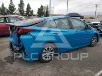 2017 Toyota PRIUS photo