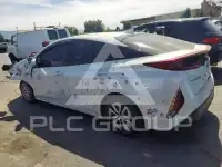 2017 Toyota PRIUS photo