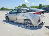2017 Toyota PRIUS photo