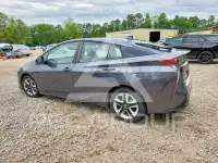 2017 Toyota PRIUS фото