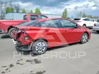 2017 Toyota PRIUS photo