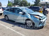 2017 Toyota PRIUS photo