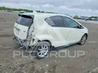 2017 Toyota PRIUS photo