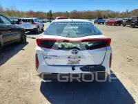 2017 Toyota PRIUS photo