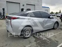 2017 Toyota PRIUS photo