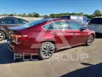 2017 Toyota AVALON photo