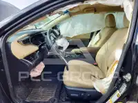 2017 Toyota AVALON photo