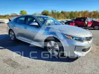2017 KIA Optima photo