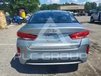 2017 KIA Optima photo