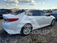 2017 KIA Optima photo