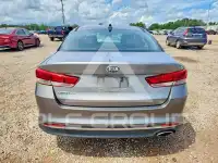 2017 KIA Optima фото