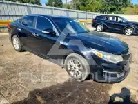 2017 KIA Optima photo