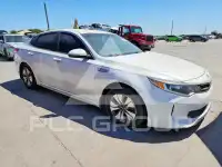 2017 KIA Optima photo