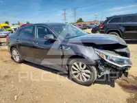 2017 KIA Optima photo