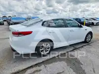 2017 KIA Optima photo