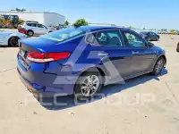2017 KIA Optima photo