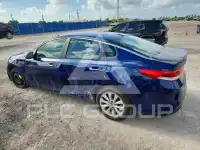 2017 KIA Optima photo