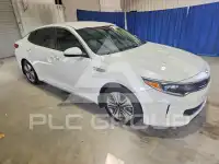 2017 KIA Optima photo
