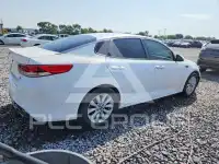 2017 KIA Optima photo