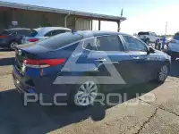 2017 KIA Optima фото