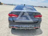 2017 KIA Optima photo