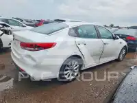 2017 KIA Optima photo