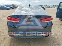 2017 KIA Optima photo