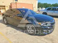 2017 KIA Optima photo