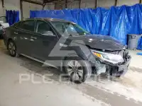 2017 KIA Optima photo