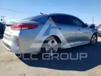 2017 KIA Optima photo