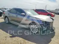 2017 KIA Optima photo