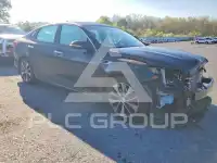 2017 KIA Optima photo