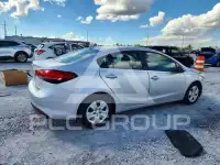 2017 KIA Forte фото