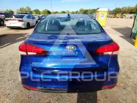 2017 KIA Forte фото