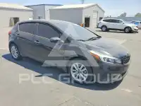 2017 KIA Forte фото