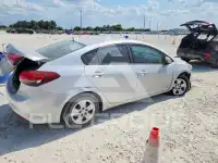 2017 KIA Forte photo