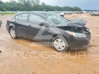 2017 KIA Forte фото