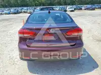 2017 KIA Forte фото