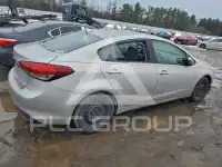 2017 KIA Forte photo