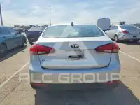2017 KIA Forte photo