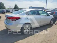 2017 KIA Forte photo