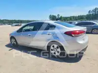 2017 KIA Forte фото