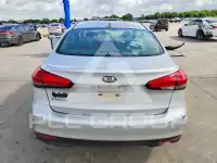 2017 KIA Forte фото