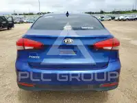 2017 KIA Forte фото